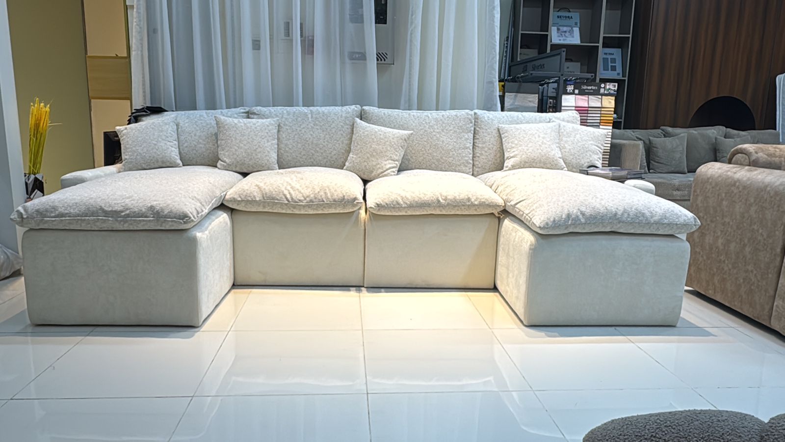 Fluffy Cloud Sofa L006